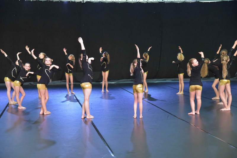 Moderner Kindertanz - 10 Jahre