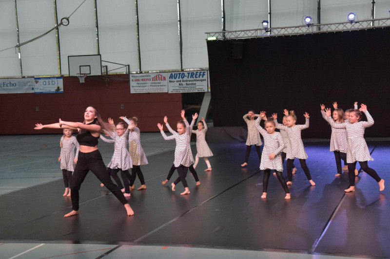 Moderner Kindertanz - Jahrgang 2013